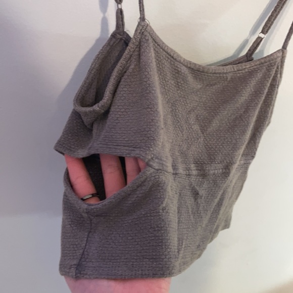Medium Forever 21 Gray Crop top just didn’t fit:( - Picture 4 of 4